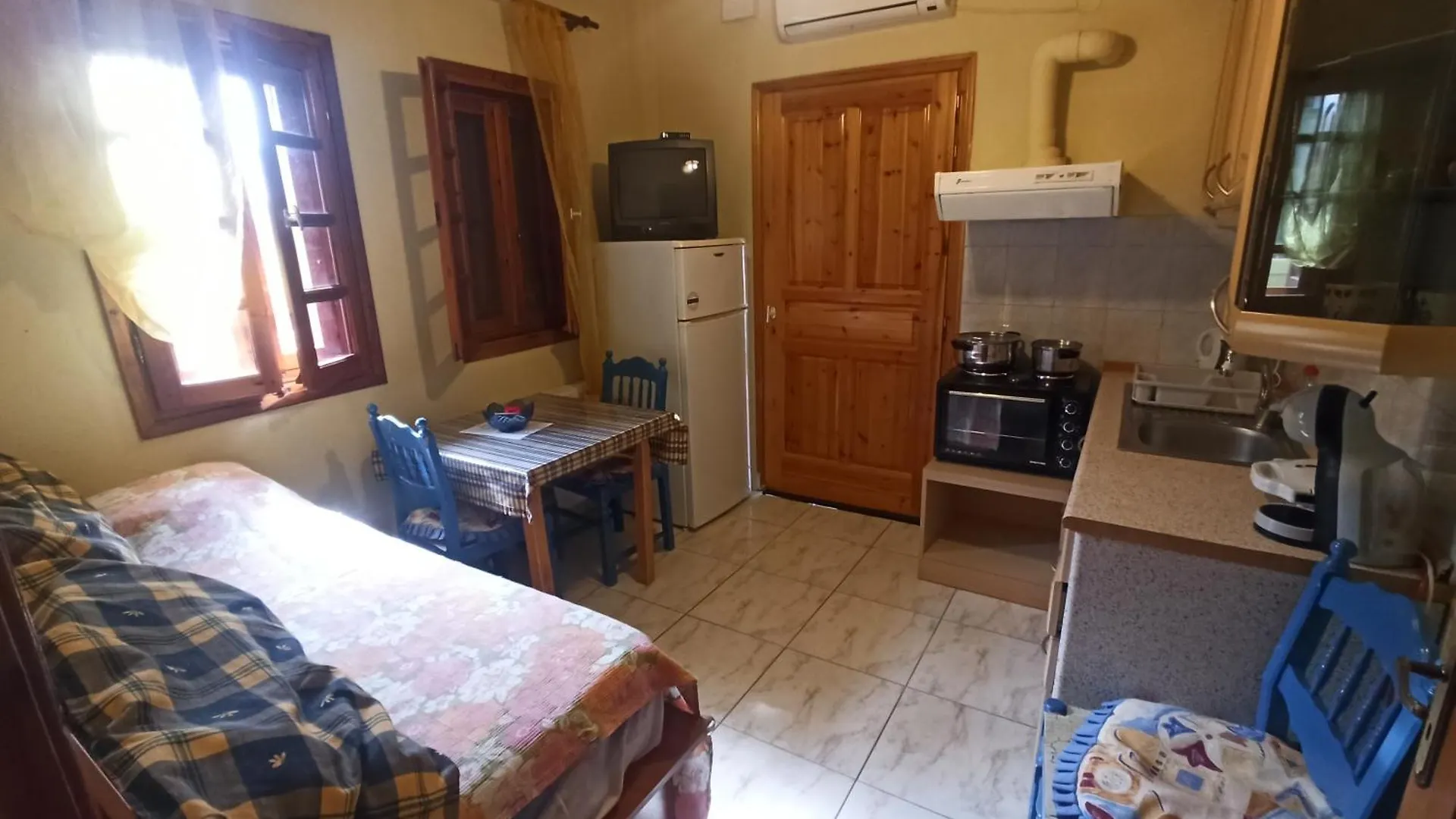 Apartment Vangel Garden Agios Nikolaos
